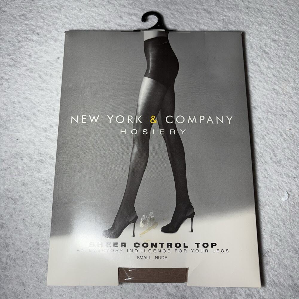 NIP New York & Company Hosiery Sheer Control Top Size Small Nude